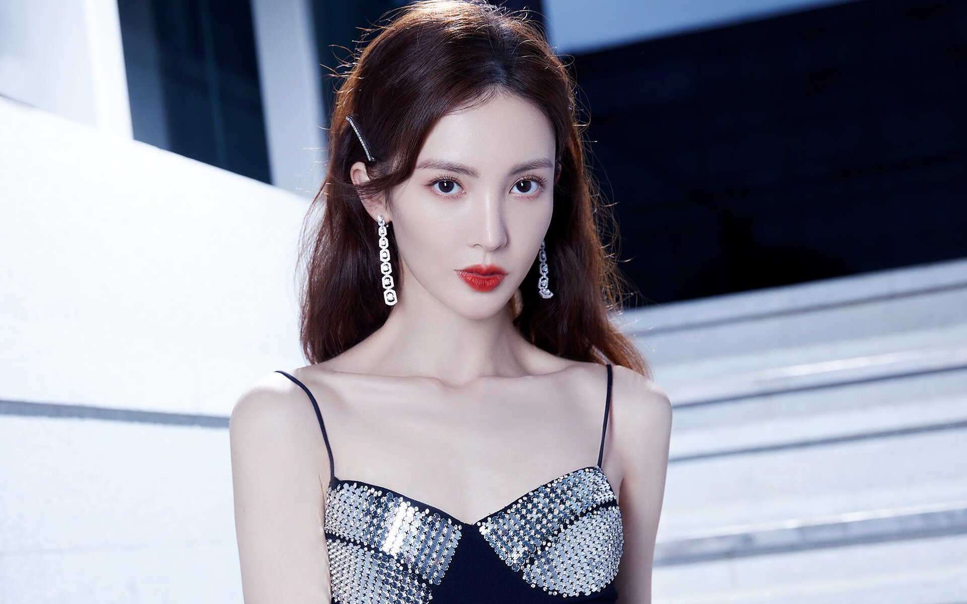 东决夜空那把刀,米切尔绝杀时刻如何撕裂寂静