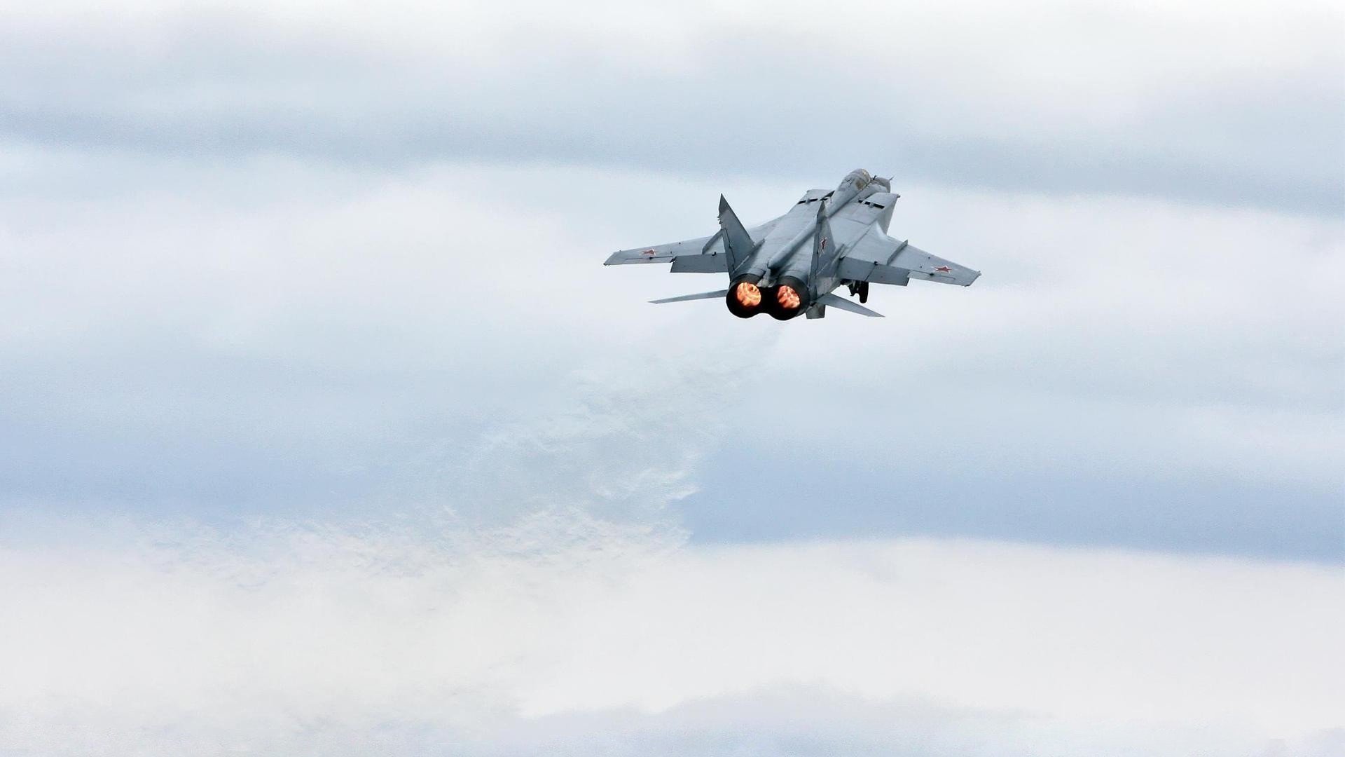 锁链与钥匙，若日尼奥的艺术突围与挪威防线的铁壁